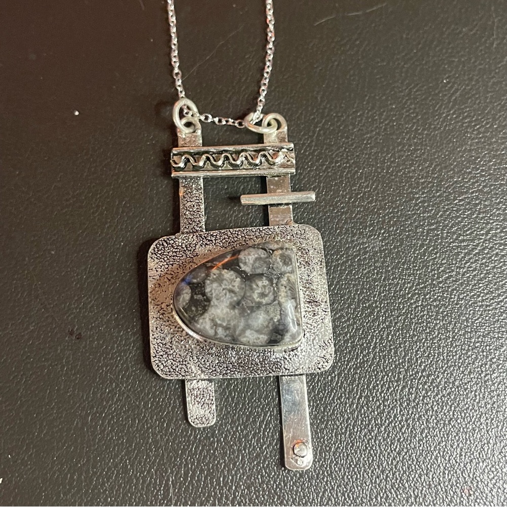 New 925 Sterling Silver Turritella Agate Coral Fossil Artisan Geometric Necklace - Picture 16 of 17